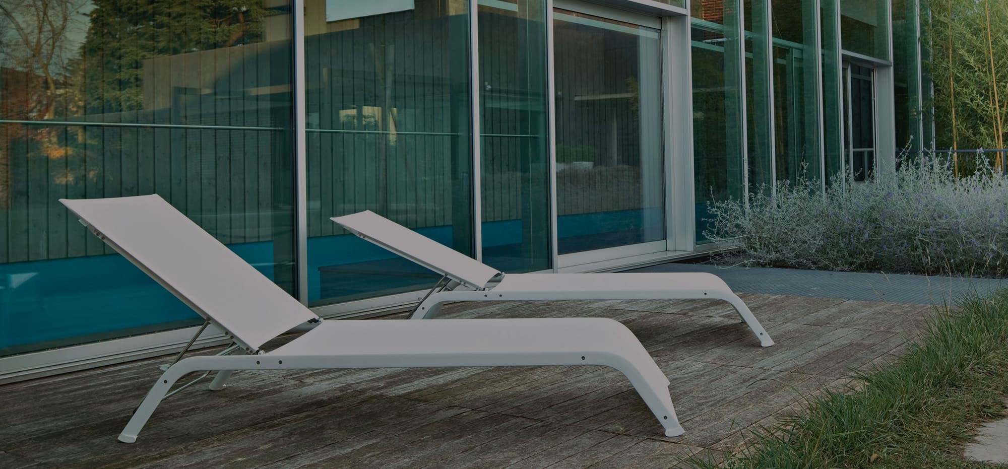 Lounge Chairs Lounge Chairs